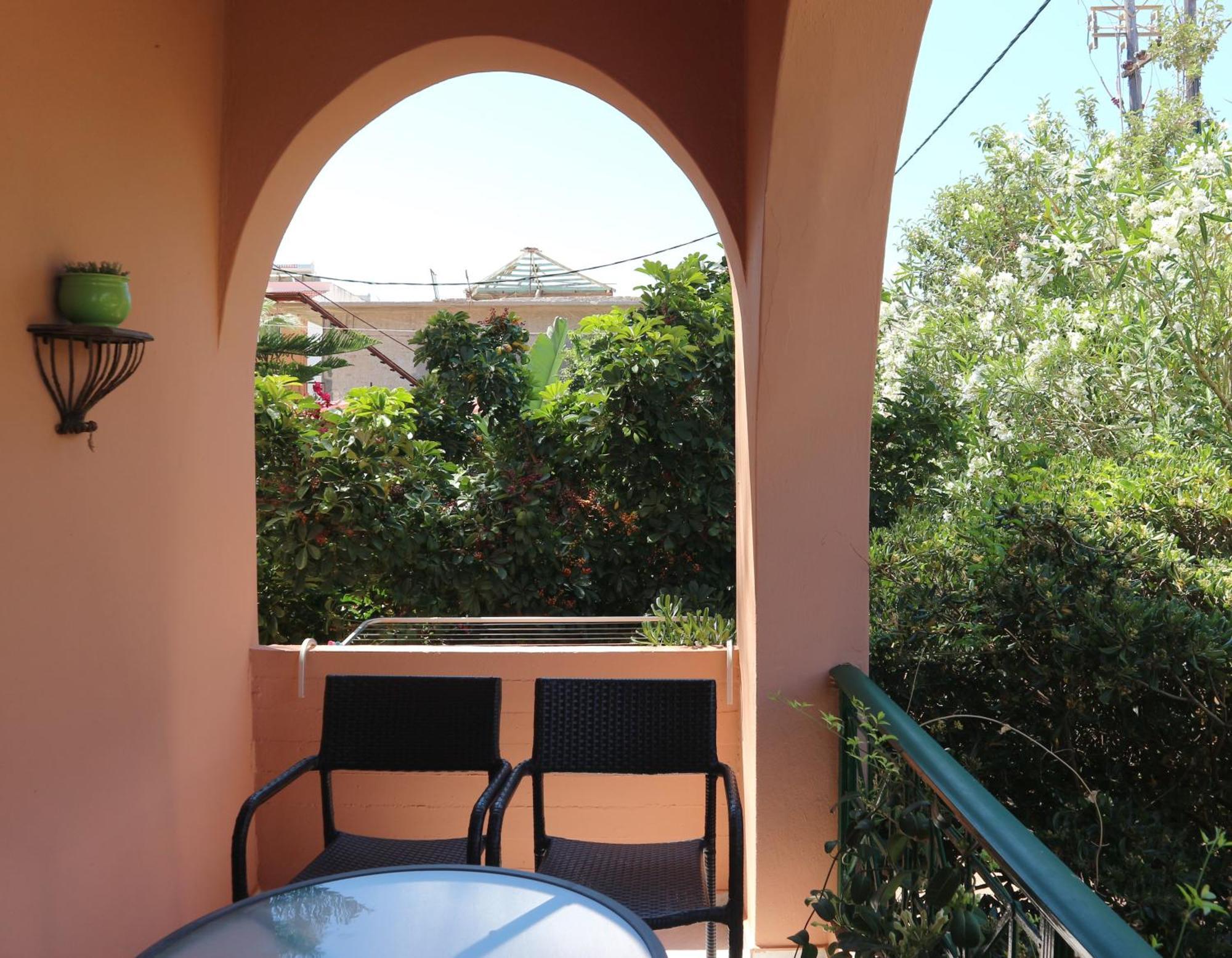 Villa Eleni Seaside Apartments Platanés Zimmer foto